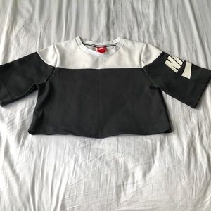 RARE NIKE CROP TOP